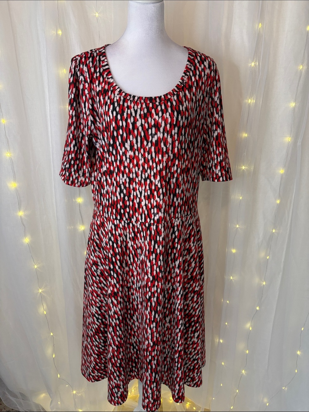 LuLaRoe Red, Black & White Patterned Scoop Neck Midi Dress